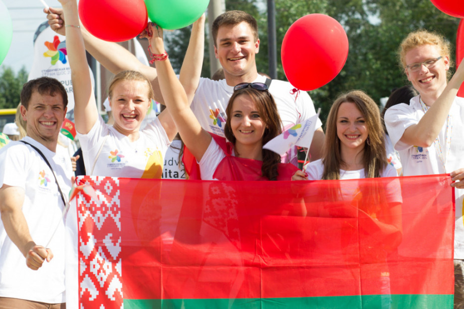 Президент Беларуси подписал Закон об изменении основ государственной молодежной политики