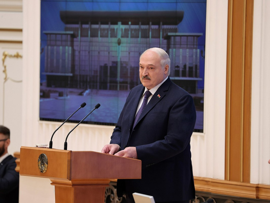 Вопрос будущего страны и народа. Подробности и итоги большого совещания у Лукашенко