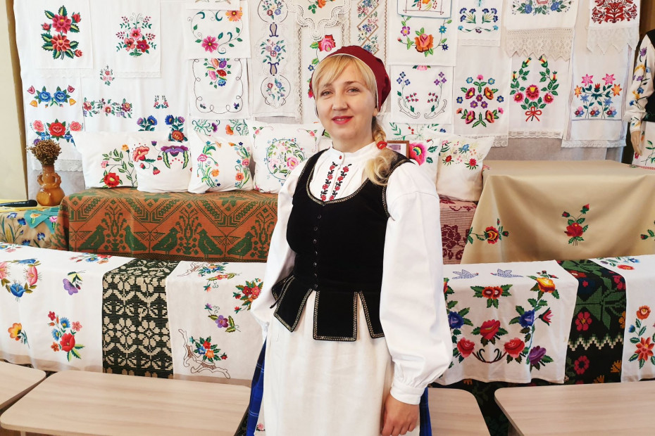 У аддзеле рамёстваў і традыцыйнай культуры адкрыта выстаўка “Вёска Збляны – узоры, фарбы традыцыйнага ткацтва”